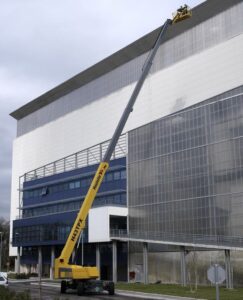 Аренда телескопического подъемника Haulotte H 43 TPX