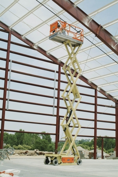 Ножничный подъемник JLG 2646ES