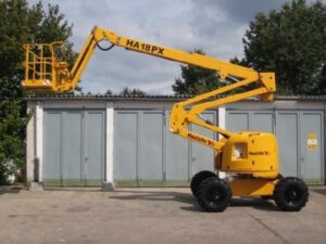 Коленчатый подъемник Haulotte HA 18 PX