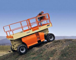 Ножничный подъемник JLG 3394 RT